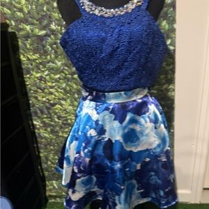 Blue Lace Top and Floral Skirt Dress 96